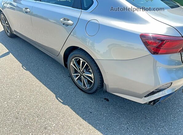 3KPF34AD1RE835331 2024 KIA FORTE Gray ძრავის განყოფილების ხედი