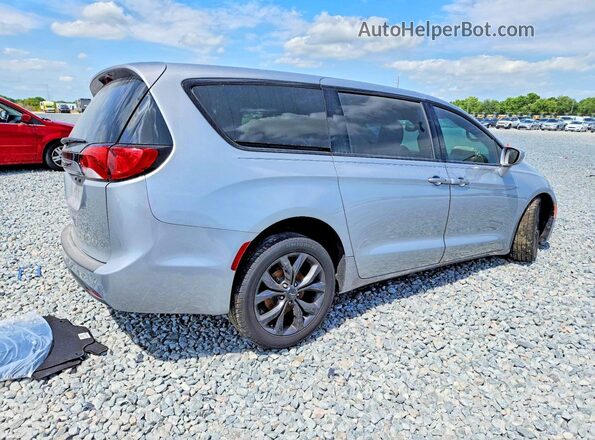 2C4RC1FG8LR120079 2020 CHRYSLER PACIFICA Серебряный Передняя правая четверть
