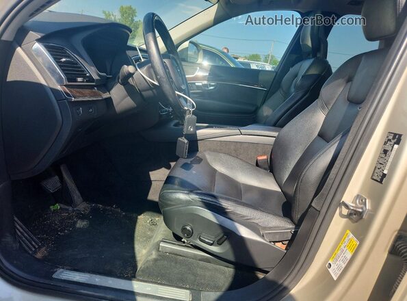 YV4A22PKXG1053923 2016 VOLVO XC90 Gold Вид панелі приладів