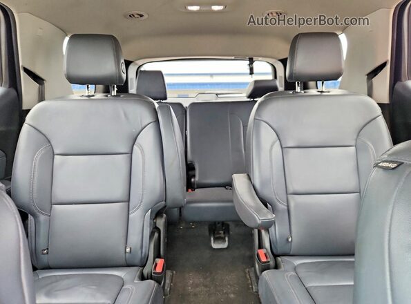 1GNEVHKW6JJ256704 2018 CHEVROLET TRAVERSE Black Widok wnętrza z tyłu