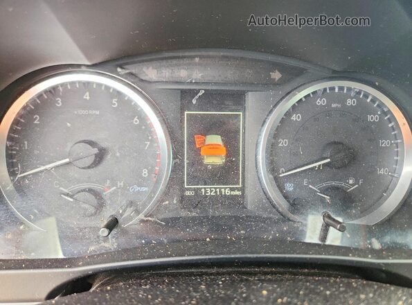 5TDZARFH9HS023291 2017 TOYOTA HIGHLANDER Gray Widok tylnych siedzeń