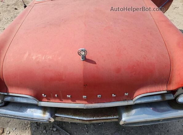 57WA20414L 1957 LINCOLN CAPRI Красный Вид задней части салона