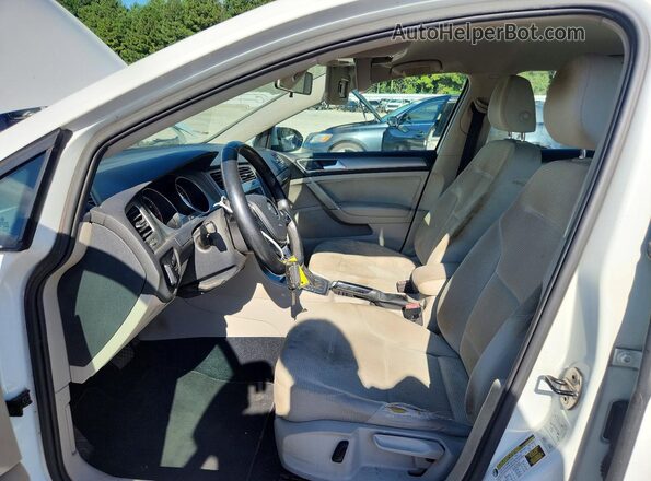 3VWC17AU6GM516050 2016 VOLKSWAGEN GOLF White Vista del salpicadero