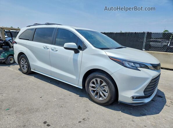 5TDJRKEC5NS091585 2022 TOYOTA SIENNA White Front view