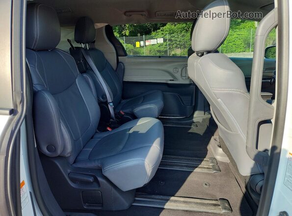 5TDKRKEC5NS128123 2022 TOYOTA SIENNA White Engine compartment view