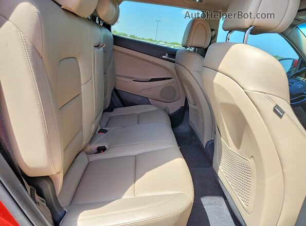 KM8J33A23JU790607 2018 HYUNDAI TUCSON Red Engine compartment view