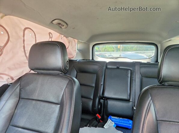 3GKALVEV3NL195815 2022 GMC TERRAIN Silver Вид задньої частини салону