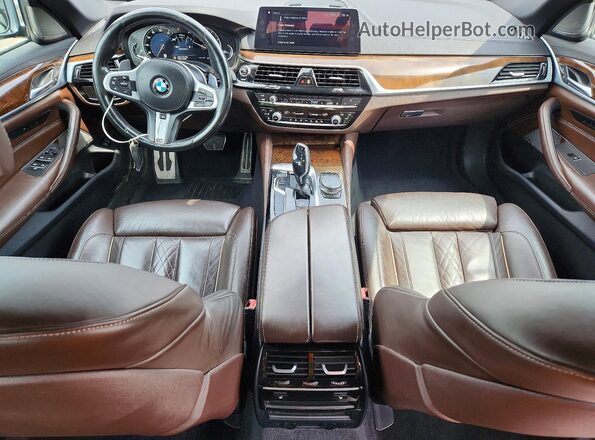 WBAJB9C59JB049338 2018 BMW M5 Синий Вид щитка приборов