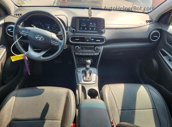 KM8K33A55JU086035 2018 HYUNDAI KONA Silver Instrument cluster view