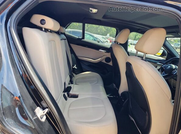 WBXYJ1C06N5U39007 2022 BMW X2 Black Вид підкапотного простору