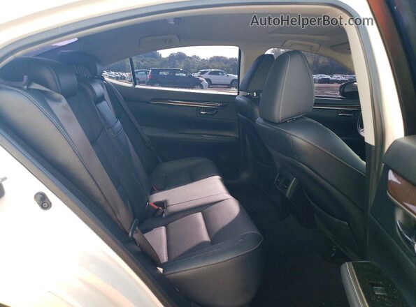 58ABK1GG2JU113152 2018 LEXUS ES White უკანა სავარძლების ხედი