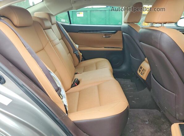 58ABK1GG4HU065857 2017 LEXUS ES Gray Вид задніх сидінь