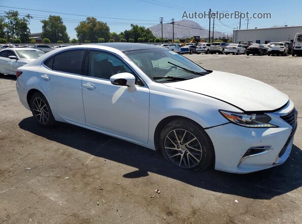 58ABK1GG8HU035986 2017 LEXUS ES White Delantero derecho