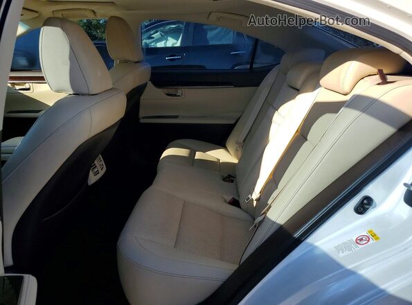 58ABK1GG8HU057535 2017 LEXUS ES White უკანა სავარძლების ხედი