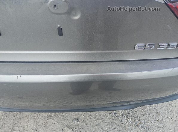 58ABK1GG8HU077641 2017 LEXUS ES Gray 