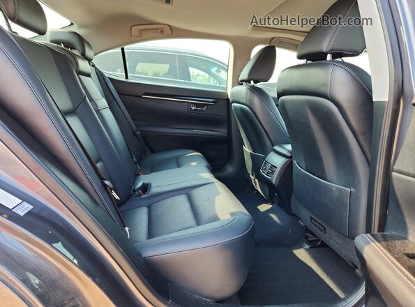 58ABK1GG9JU109499 2018 LEXUS ES Gray Widok tylnych siedzeń