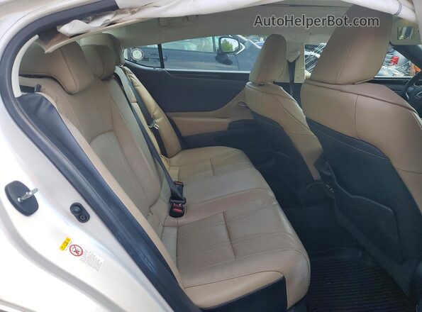 58ABZ1B10KU039276 2019 LEXUS ES White Vista de los asientos traseros