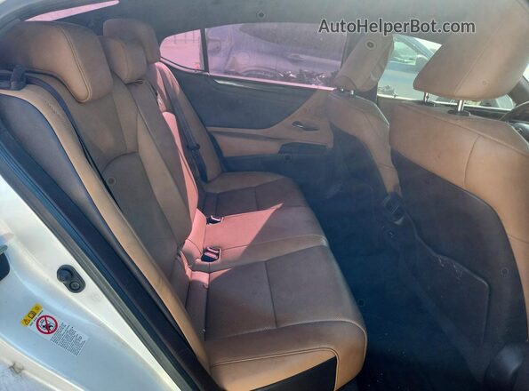 58ABZ1B11KU047645 2019 LEXUS ES White Widok tylnych siedzeń
