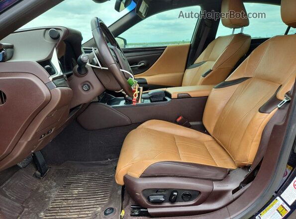 58ABZ1B14KU008323 2019 LEXUS ES Blue Vista interior delantera
