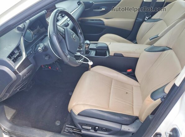 58ABZ1B15KU013322 2019 LEXUS ES Белый Вид салона спереди