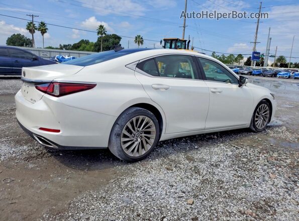 58ABZ1B15KU013322 2019 LEXUS ES Белый Задняя правая четверть