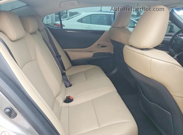 58ABZ1B16KU046782 2019 LEXUS ES Beige უკანა სავარძლების ხედი