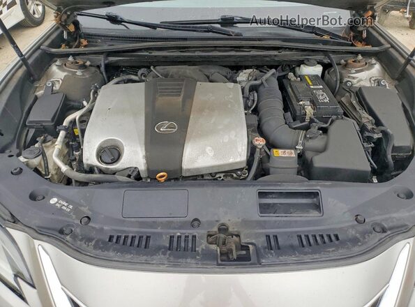 58ABZ1B16KU046782 2019 LEXUS ES Beige უკანა სალონის ხედი