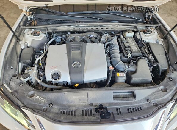58ABZ1B17KU007103 2019 LEXUS ES White უკანა სალონის ხედი