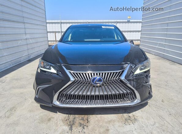 58AC21B18LU006701 2020 LEXUS ES Черный Вид спереди