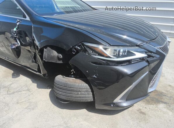 58AC21B18LU006701 2020 LEXUS ES Черный Панорамный вид салона 360°