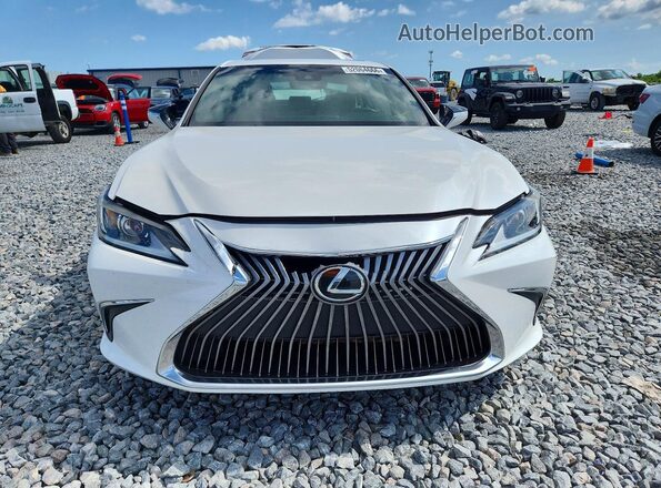 58ACZ1B1XMU090274 2021 LEXUS ES White Front view