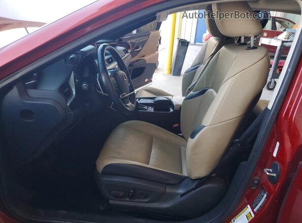 58AD21B16LU004756 2020 LEXUS ES Red Вид салону спереду