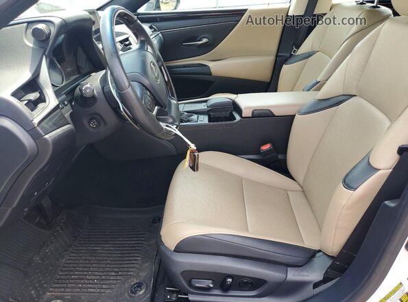 58AD21B16LU011612 2020 LEXUS ES White Widok wnętrza z przodu