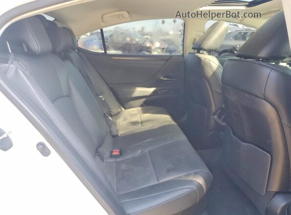 58ADA1C11PU036666 2023 LEXUS ES White Widok tylnych siedzeń