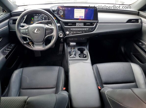 58ADA1C13PU033817 2023 LEXUS ES Серебряный Вид панели приборов