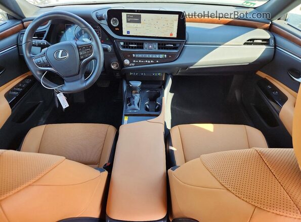 58ADA1C13RU047753 2024 LEXUS ES Gray Dashboard view