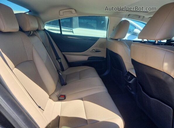 58ADA1C16MU002122 2021 LEXUS ES Black Vista de los asientos traseros