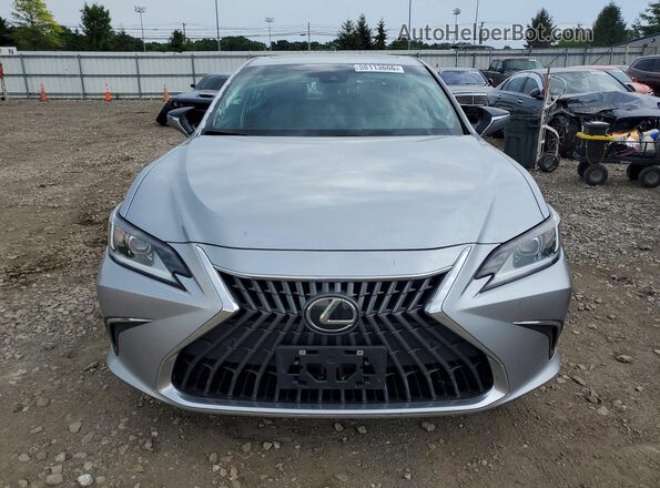 58ADA1C17RU052633 2024 LEXUS ES Silver Widok z przodu
