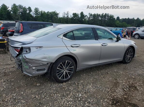 58ADA1C17RU052633 2024 LEXUS ES Silver Tył prawy