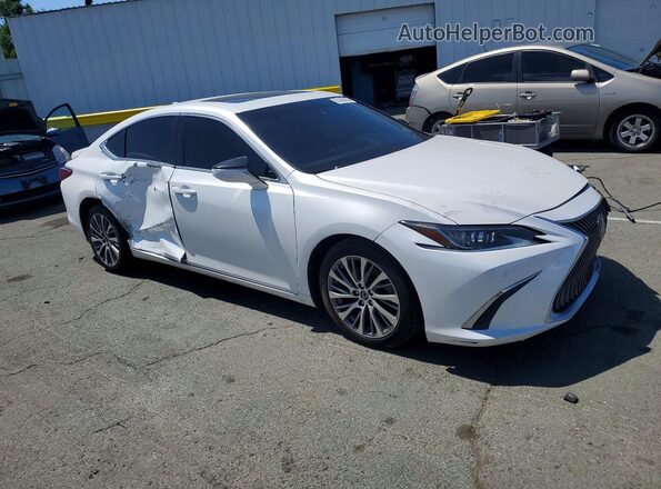 58ADA1C1XMU003886 2021 LEXUS ES White Delantero derecho