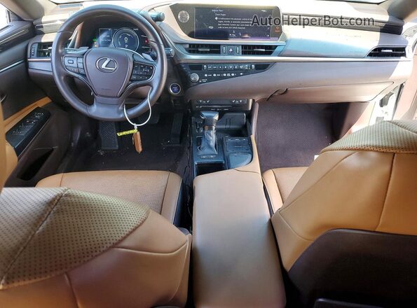 58ADA1C1XMU003886 2021 LEXUS ES White Vista del salpicadero