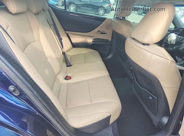 58ADZ1B10MU104364 2021 LEXUS ES Blue Вид задніх сидінь