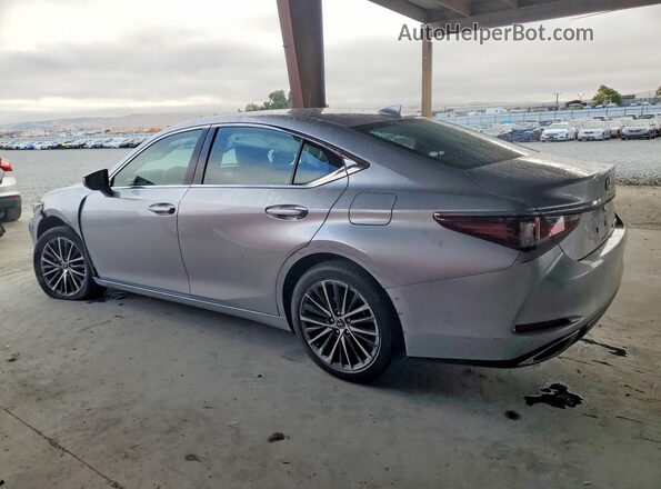 58ADZ1B10RU165544 2024 LEXUS ES Silver Trasero izquierdo