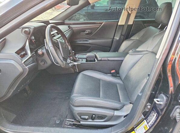 58ADZ1B12MU089298 2021 LEXUS ES Черный Вид салона спереди