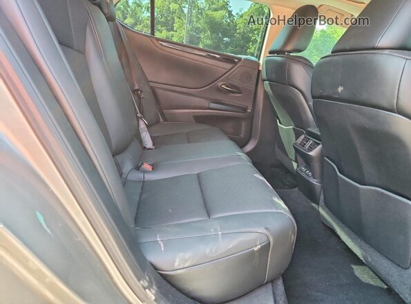 58ADZ1B15LU069299 2020 LEXUS ES Silver Widok tylnych siedzeń