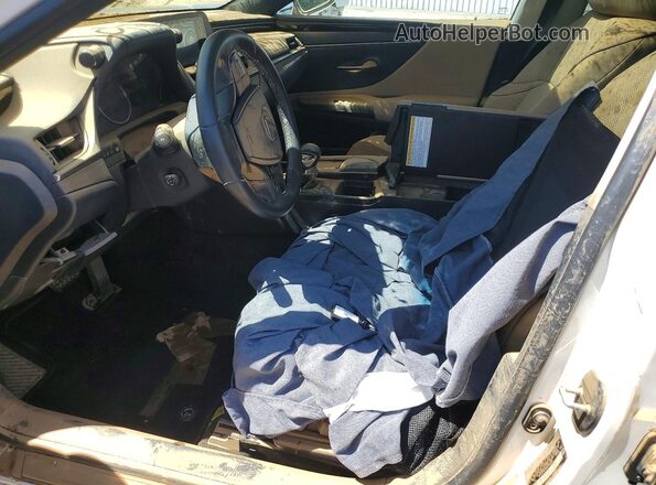 58ADZ1B15MU109964 2021 LEXUS ES White Widok wnętrza z przodu