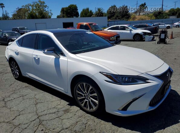 58ADZ1B17MU089698 2021 LEXUS ES White Передня права чверть