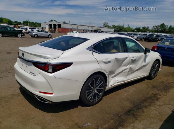 58ADZ1B18SU184980 2025 LEXUS ES White Rear right