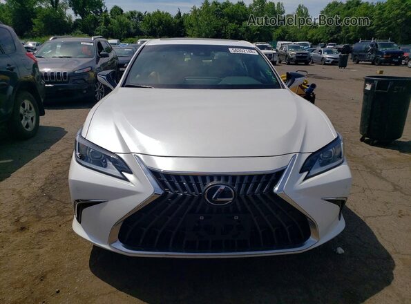 58ADZ1B18SU184980 2025 LEXUS ES White Front view