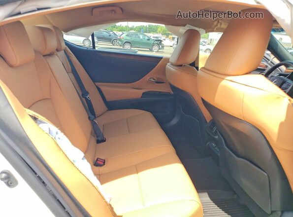 58ADZ1B18SU184980 2025 LEXUS ES White Rear seats view